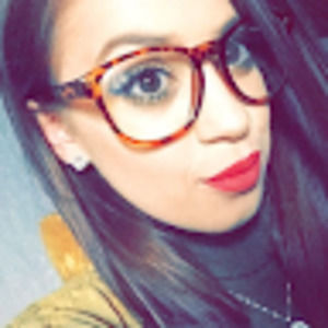 Meet your Posher, Rebecca